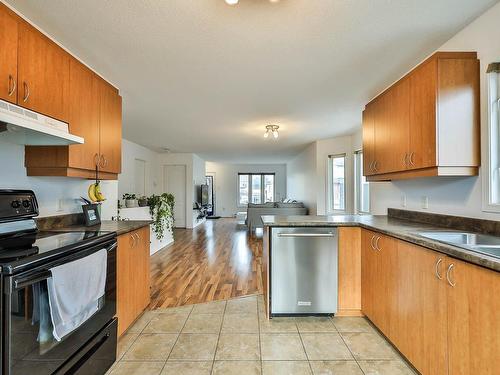 Vue d'ensemble - 42 Rue Du Croiseur, Gatineau (Gatineau), QC - Indoor Photo Showing Kitchen