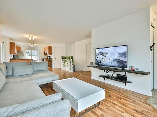 Vue d'ensemble - 42 Rue Du Croiseur, Gatineau (Gatineau), QC - Indoor Photo Showing Living Room