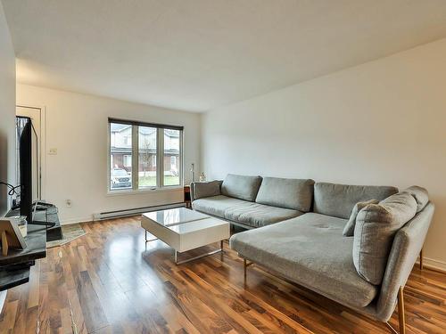 Salon - 42 Rue Du Croiseur, Gatineau (Gatineau), QC - Indoor Photo Showing Living Room