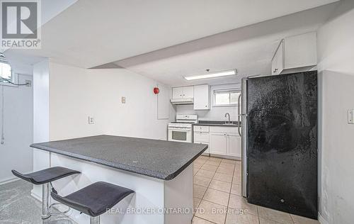 Bsmt 3 - 1353 Poprad Avenue, Pickering, ON - Indoor Photo Showing Kitchen