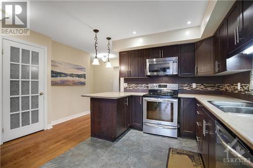 92 Carwood Circle, Ottawa, ON - Indoor Photo Showing Kitchen With Stainless Steel Kitchen With Double Sink