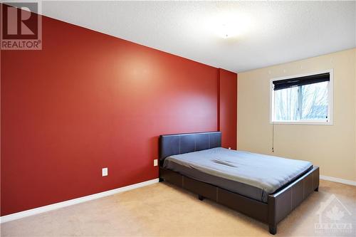 92 Carwood Circle, Ottawa, ON - Indoor Photo Showing Bedroom