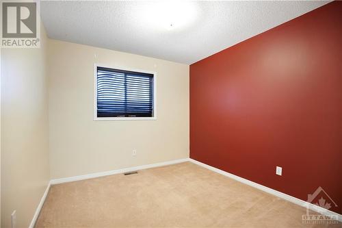 92 Carwood Circle, Ottawa, ON - Indoor Photo Showing Other Room