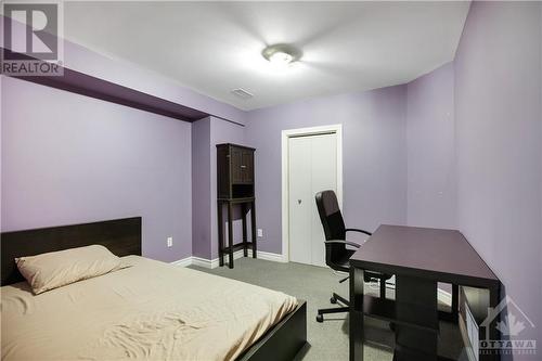 92 Carwood Circle, Ottawa, ON - Indoor Photo Showing Bedroom