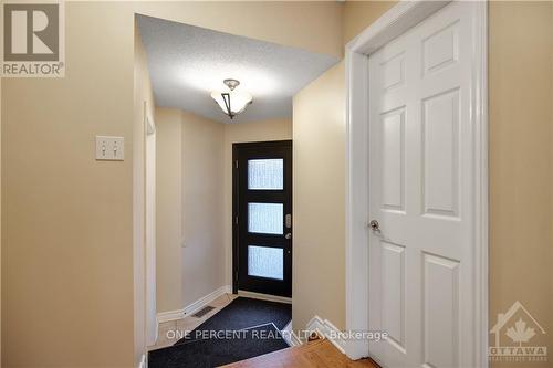 92 Carwood Circle, Ottawa, ON - Indoor Photo Showing Other Room