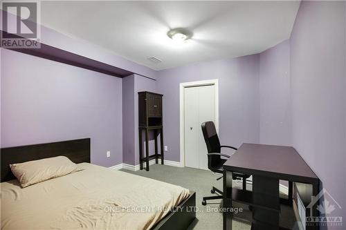 92 Carwood Circle, Ottawa, ON - Indoor Photo Showing Bedroom