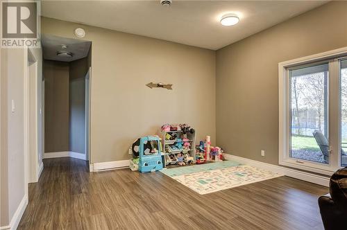 2615 Red Deer Lake Road, Wahnapitae, ON - Indoor Photo Showing Other Room