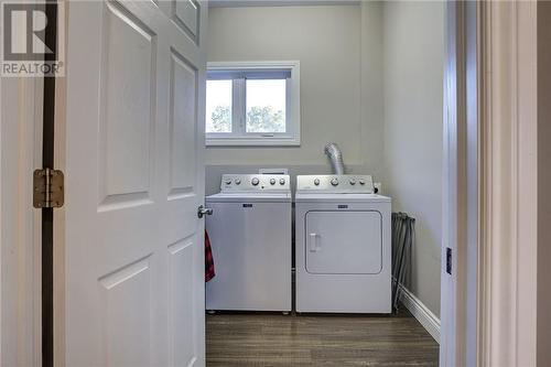 2615 Red Deer Lake Road, Wahnapitae, ON - Indoor Photo Showing Laundry Room