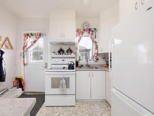 Kitchen - 24 Rue Wilfrid-Lalonde, Rigaud, QC - Indoor Photo Showing Kitchen