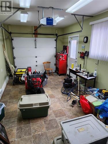 37 Conway Crescent, St. John'S, NL - Indoor Photo Showing Garage