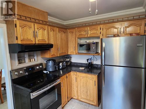 37 Conway Crescent, St. John'S, NL - Indoor Photo Showing Kitchen