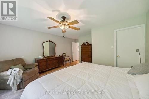 2929 Antelope Trail, Smith-Ennismore-Lakefield, ON - Indoor Photo Showing Bedroom