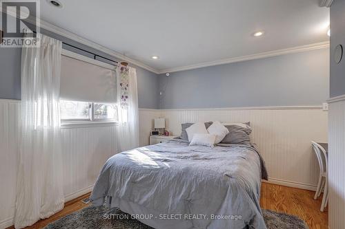 691 Algoma Avenue, London, ON - Indoor Photo Showing Bedroom