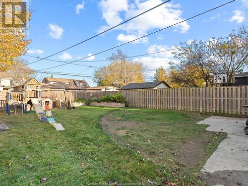 1722 Elsmere Avenue, Windsor, ON - Outdoor