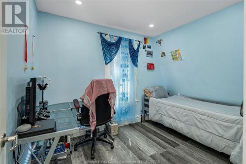 359 Gladstone Avenue, Windsor, ON - Indoor Photo Showing Bedroom