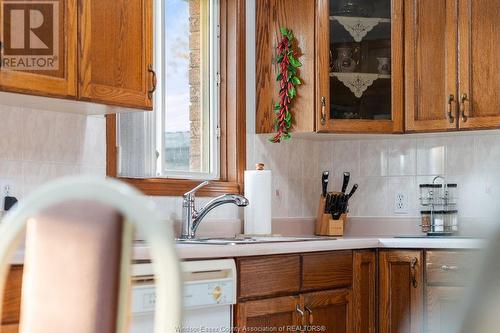 12561 Northfield Way, Tecumseh, ON - Indoor Photo Showing Kitchen