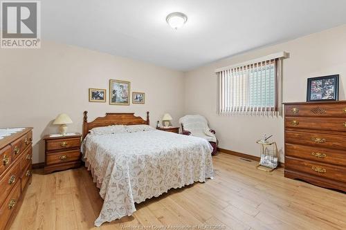 12561 Northfield Way, Tecumseh, ON - Indoor Photo Showing Bedroom