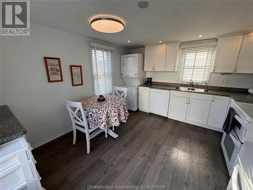 2244 Forest Avenue, Windsor, ON - Indoor Photo Showing Kitchen With Double Sink