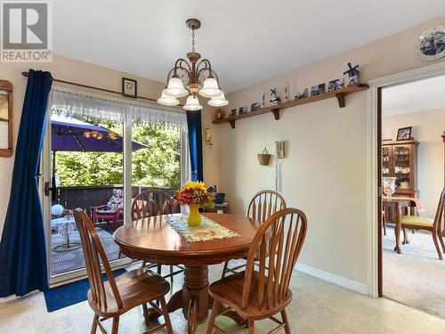 24 Bernard Crescent, Augusta (809 - Augusta Twp), ON - Indoor Photo Showing Dining Room