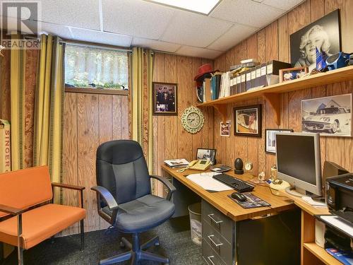 24 Bernard Crescent, Augusta (809 - Augusta Twp), ON - Indoor Photo Showing Office