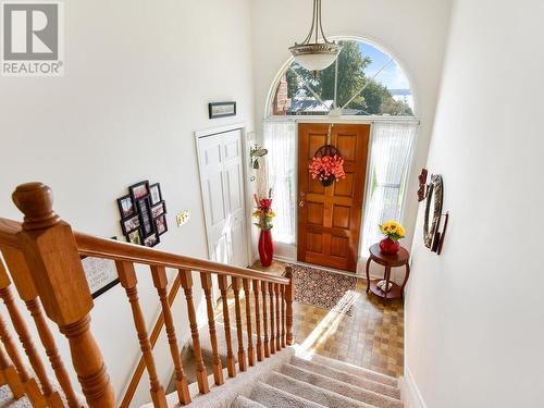 24 Bernard Crescent, Augusta (809 - Augusta Twp), ON - Indoor Photo Showing Other Room