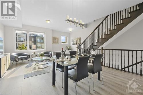 797 Mikinak Road, Ottawa, ON - Indoor Photo Showing Dining Room