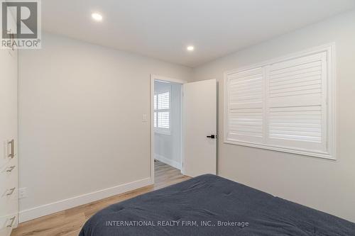 67 Rosanna Crescent, Vaughan, ON - Indoor Photo Showing Bedroom