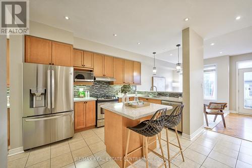 2888 Bur Oak Avenue, Markham, ON - Indoor Photo Showing Kitchen