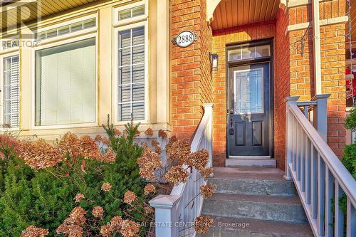 2888 Bur Oak Avenue, Markham, ON - Outdoor