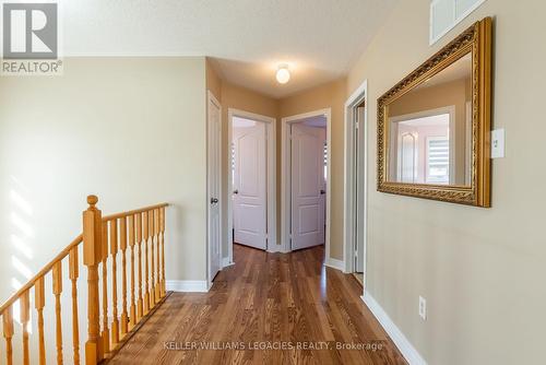 98 Daiseyfield Crescent, Vaughan, ON - Indoor Photo Showing Other Room