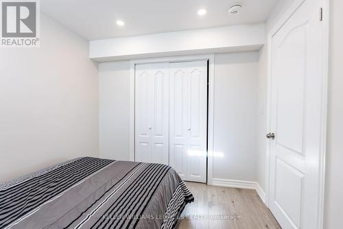 98 Daiseyfield Crescent, Vaughan, ON - Indoor Photo Showing Bedroom