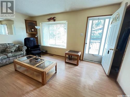 109 Griffin Street, Maple Creek, SK - Indoor Photo Showing Living Room