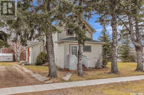 2 1St Street E, Langham, SK - Outdoor