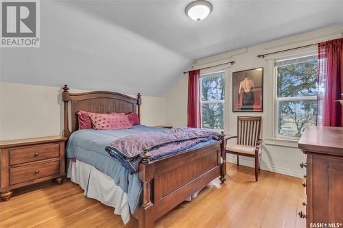 2 1St Street E, Langham, SK - Indoor Photo Showing Bedroom