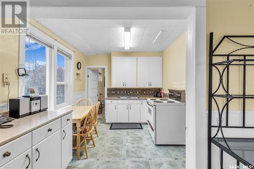 2 1St Street E, Langham, SK - Indoor Photo Showing Kitchen With Double Sink