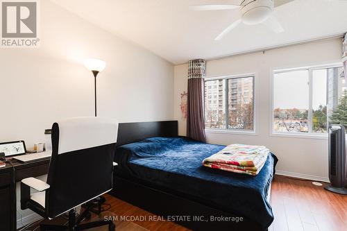 81 - 50 Strathaven Drive, Mississauga, ON - Indoor Photo Showing Bedroom