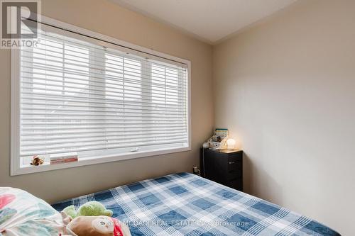 81 - 50 Strathaven Drive, Mississauga, ON - Indoor Photo Showing Bedroom