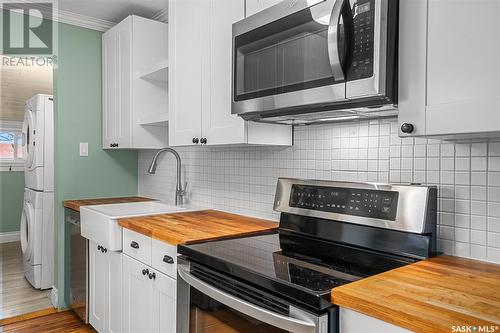 1415 1St Avenue N, Saskatoon, SK - Indoor Photo Showing Kitchen