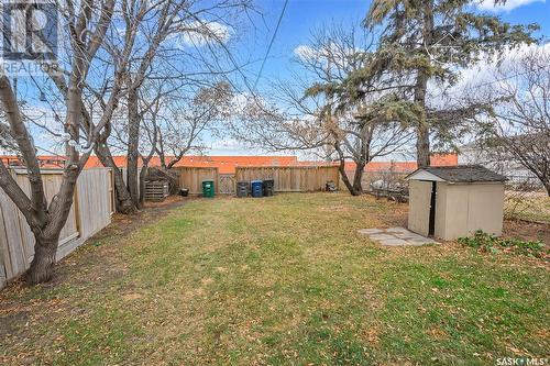 1415 1St Avenue N, Saskatoon, SK - Outdoor With Backyard