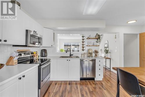 111 663 Beckett Crescent, Saskatoon, SK - Indoor Photo Showing Kitchen With Double Sink