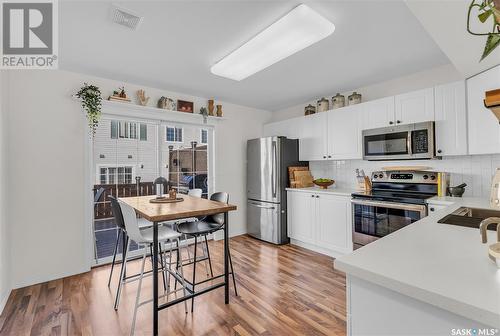 111 663 Beckett Crescent, Saskatoon, SK - Indoor Photo Showing Kitchen With Double Sink