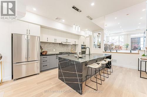 850 Cosburn Avenue, Toronto, ON - Indoor Photo Showing Kitchen With Upgraded Kitchen