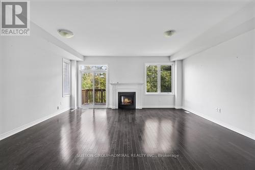 2126 Dale Road, Innisfil, ON - Indoor Photo Showing Living Room With Fireplace