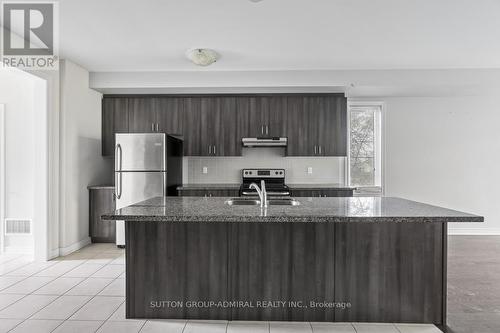 2126 Dale Road, Innisfil, ON - Indoor Photo Showing Kitchen