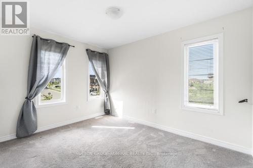 2126 Dale Road, Innisfil, ON - Indoor Photo Showing Other Room