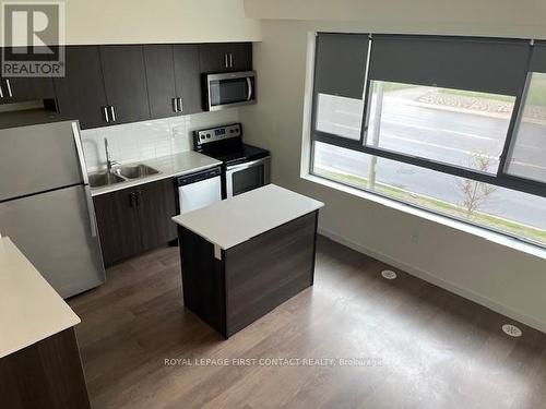 93 - 369 Essa Road, Barrie, ON - Indoor Photo Showing Kitchen With Stainless Steel Kitchen With Double Sink