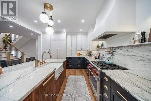 58 Kingswood Road, Oakville, ON - Indoor Photo Showing Kitchen With Upgraded Kitchen