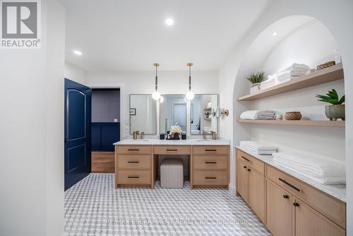 58 Kingswood Road, Oakville, ON - Indoor Photo Showing Bathroom