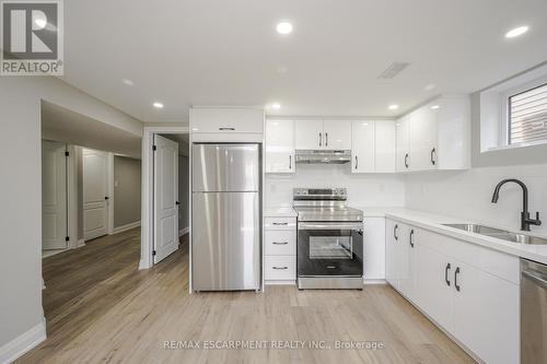 Lower - 144 East 44Th Street, Hamilton, ON - Indoor Photo Showing Kitchen With Stainless Steel Kitchen