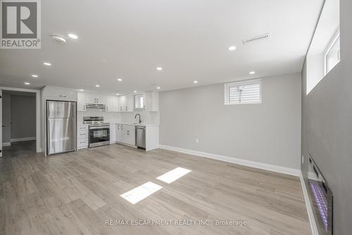 Lower - 144 East 44Th Street, Hamilton, ON - Indoor